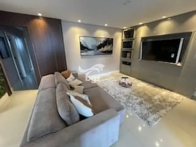 Apartamento com 175m² 3 quartos e 4 banheiros, à venda, no bairro Centro em Balneário Camboriú