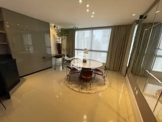 Apartamento com 175m² 3 quartos e 4 banheiros, à venda, no bairro Centro em Balneário Camboriú