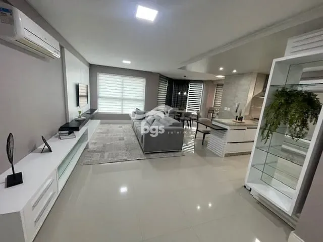 Apartamento com 292m² 3 quartos e 4 banheiros, à venda, no bairro Centro em Balneário Camboriú