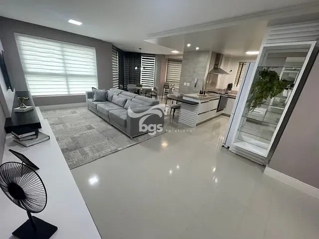 Apartamento com 292m² 3 quartos e 4 banheiros, à venda, no bairro Centro em Balneário Camboriú