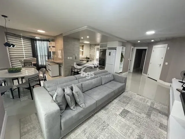 Apartamento com 292m² 3 quartos e 4 banheiros, à venda, no bairro Centro em Balneário Camboriú