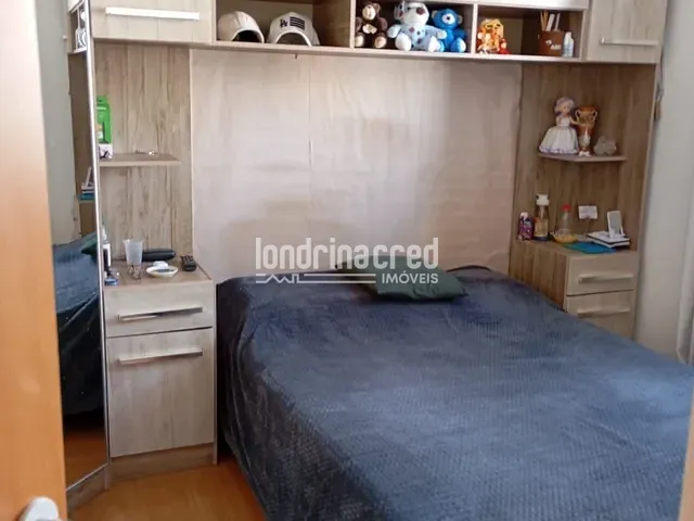 Apartamento 2 quartos e 1 banheiro, à venda, no bairro Condomínio Lago di Garda em Londrina