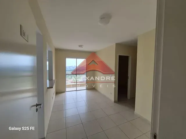 Apartamento 2 quartos e 2 banheiros, à venda, no bairro Vila Industrial em São José dos Campos