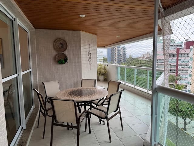 Foto do Apartamento - Apartamento com 3 Dormitórios e 3 Vagas, com Vista para o Mar, na Riviera | Paulista Imóveis.