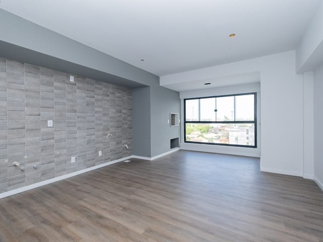 Apartamento com 88m² 3 quartos e 1 banheiro, para alugar, no bairro Centro em Pelotas