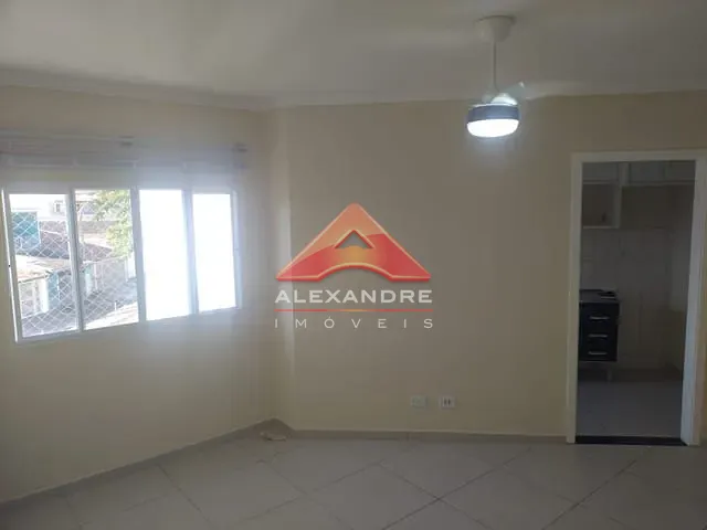 Apartamento 2 quartos e 1 banheiro, à venda, no bairro Conjunto Residencial Galo Branco em São José dos Campos