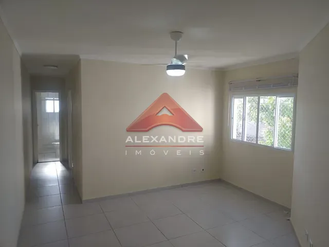 Apartamento 2 quartos e 1 banheiro, à venda, no bairro Conjunto Residencial Galo Branco em São José dos Campos