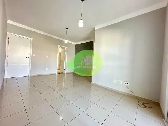 Apartamento 3 quartos e 2 banheiros, para alugar, no bairro Centro em Sorocaba