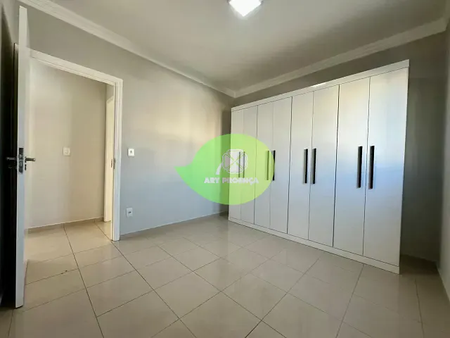 Apartamento 3 quartos e 2 banheiros, para alugar, no bairro Centro em Sorocaba