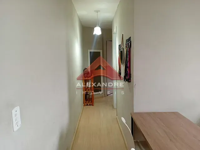 Apartamento 2 quartos e 1 banheiro, à venda, no bairro Villa Branca em Jacareí
