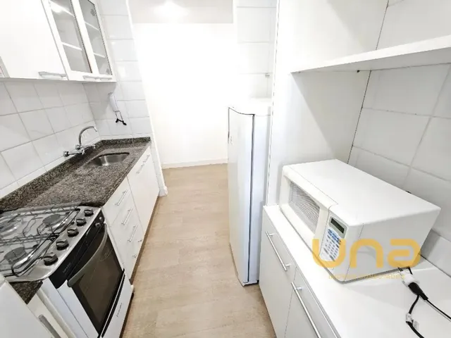 Apartamento 1 quarto e 1 banheiro, para alugar, no bairro CENTRO em Curitiba