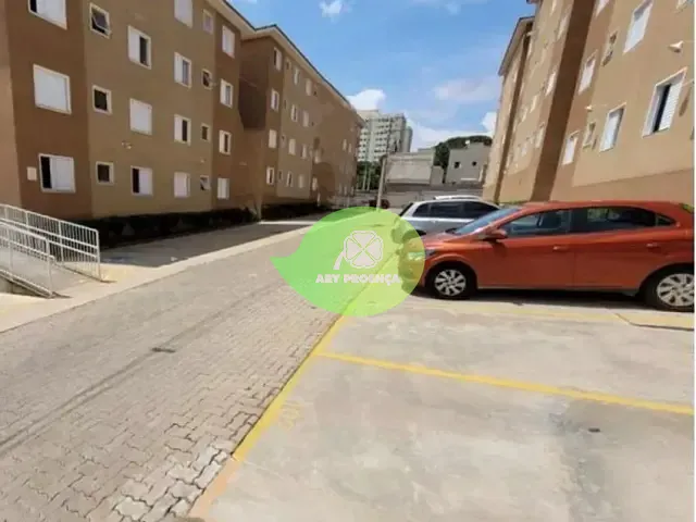 Apartamento 2 quartos e 1 banheiro, à venda, no bairro Lopes de Oliveira em Sorocaba