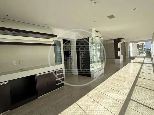 Apartamento 4 quartos e 5 banheiros, à venda ou para alugar, no bairro Campo Belo em São Paulo