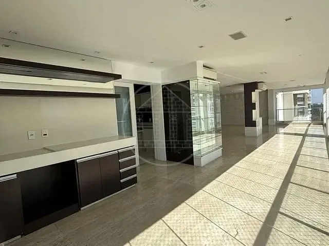 Apartamento 4 quartos e 5 banheiros, à venda ou para alugar, no bairro Campo Belo em São Paulo