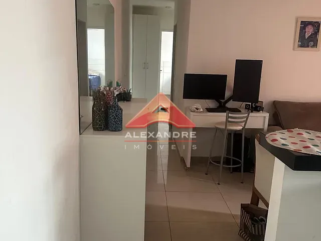Apartamento 2 quartos e 1 banheiro, à venda, no bairro Monte Castelo em São José dos Campos