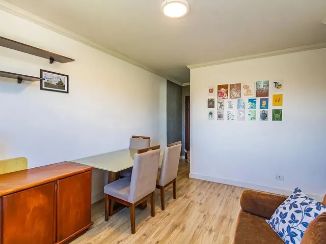 Apartamento 3 quartos e 1 banheiro, à venda, no bairro Campo Comprido em Curitiba