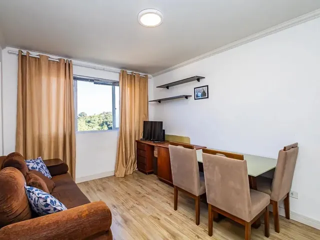 Apartamento 3 quartos e 1 banheiro, à venda, no bairro Campo Comprido em Curitiba