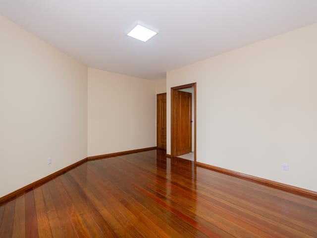 Apartamento 3 quartos e 3 banheiros, à venda, no bairro Centro em Pelotas