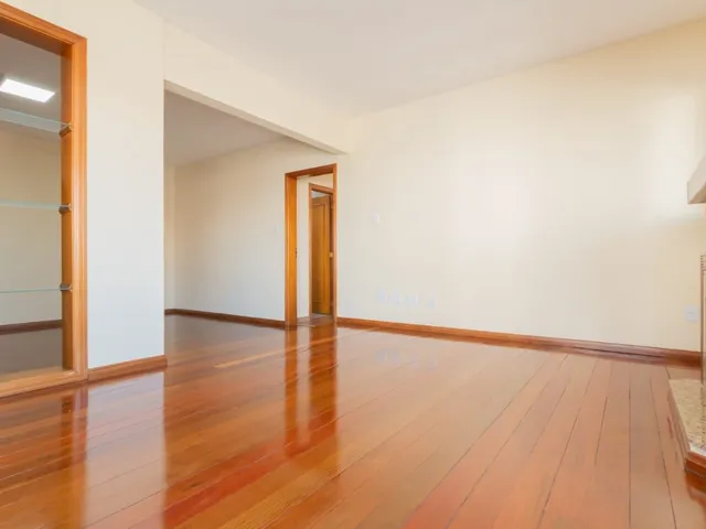 Apartamento com 220m² 3 quartos e 3 banheiros, à venda, no bairro Centro em Pelotas