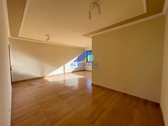 Apartamento 4 quartos e 1 banheiro, para alugar, no bairro Vila Rubi em São José dos Campos