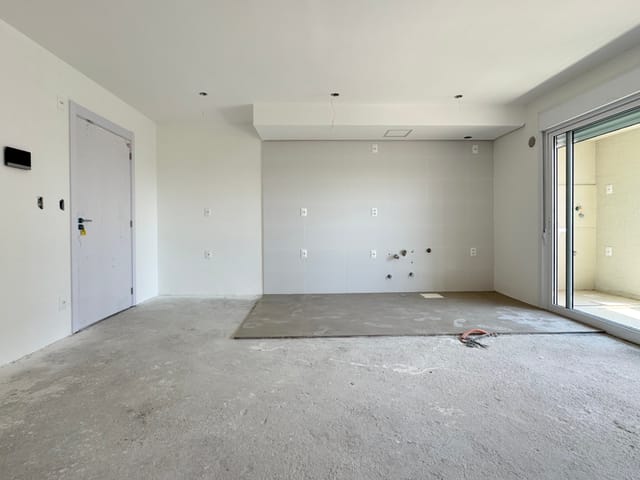 Apartamento 3 quartos e 2 banheiros, à venda, no bairro Areal em Pelotas