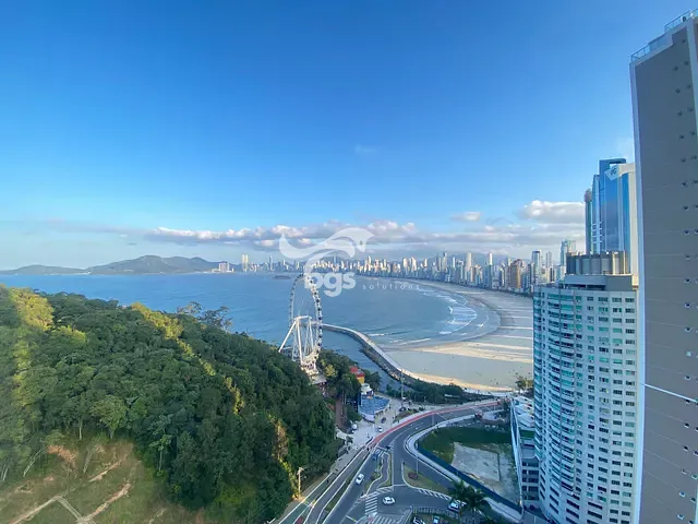 Apartamento com 92m² 2 quartos e 2 banheiros, à venda, no bairro Pioneiros em Balneário Camboriú