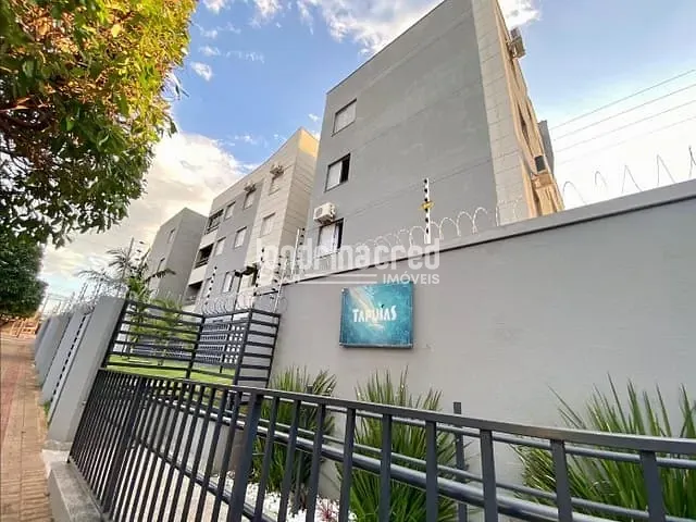 Apartamento 3 quartos e 2 banheiros, à venda, no bairro RESIDENCIAL TAPUIAS em Londrina