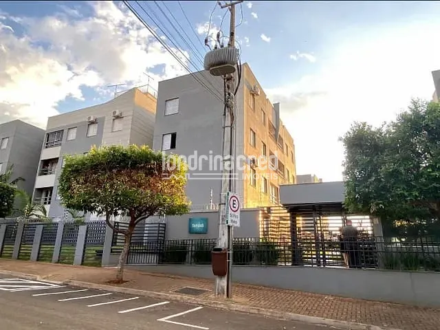 Apartamento 3 quartos e 2 banheiros, à venda, no bairro RESIDENCIAL TAPUIAS em Londrina