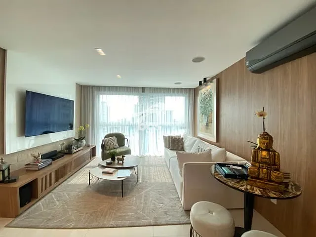 Apartamento com 312m² 3 quartos e 4 banheiros, à venda, no bairro Centro em Balneário Camboriú