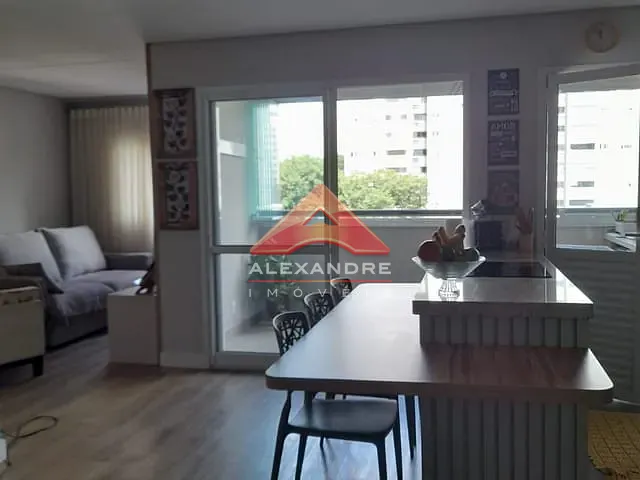 Apartamento 2 quartos e 2 banheiros, à venda, no bairro Conjunto Residencial Trinta e Um de Março em São José dos Campos