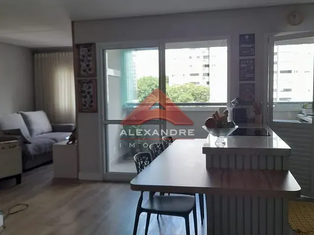 Apartamento 2 quartos e 2 banheiros, à venda, no bairro Conjunto Residencial Trinta e Um de Março em São José dos Campos