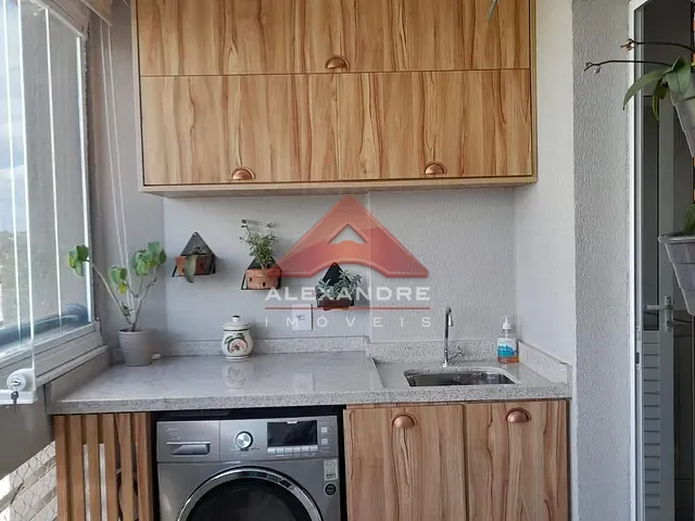 Apartamento 2 quartos e 2 banheiros, à venda, no bairro Conjunto Residencial Trinta e Um de Março em São José dos Campos
