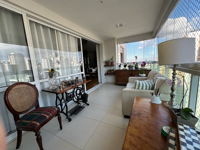 Apartamento 3 quartos e 4 banheiros, à venda, no bairro Gleba Palhano em Londrina
