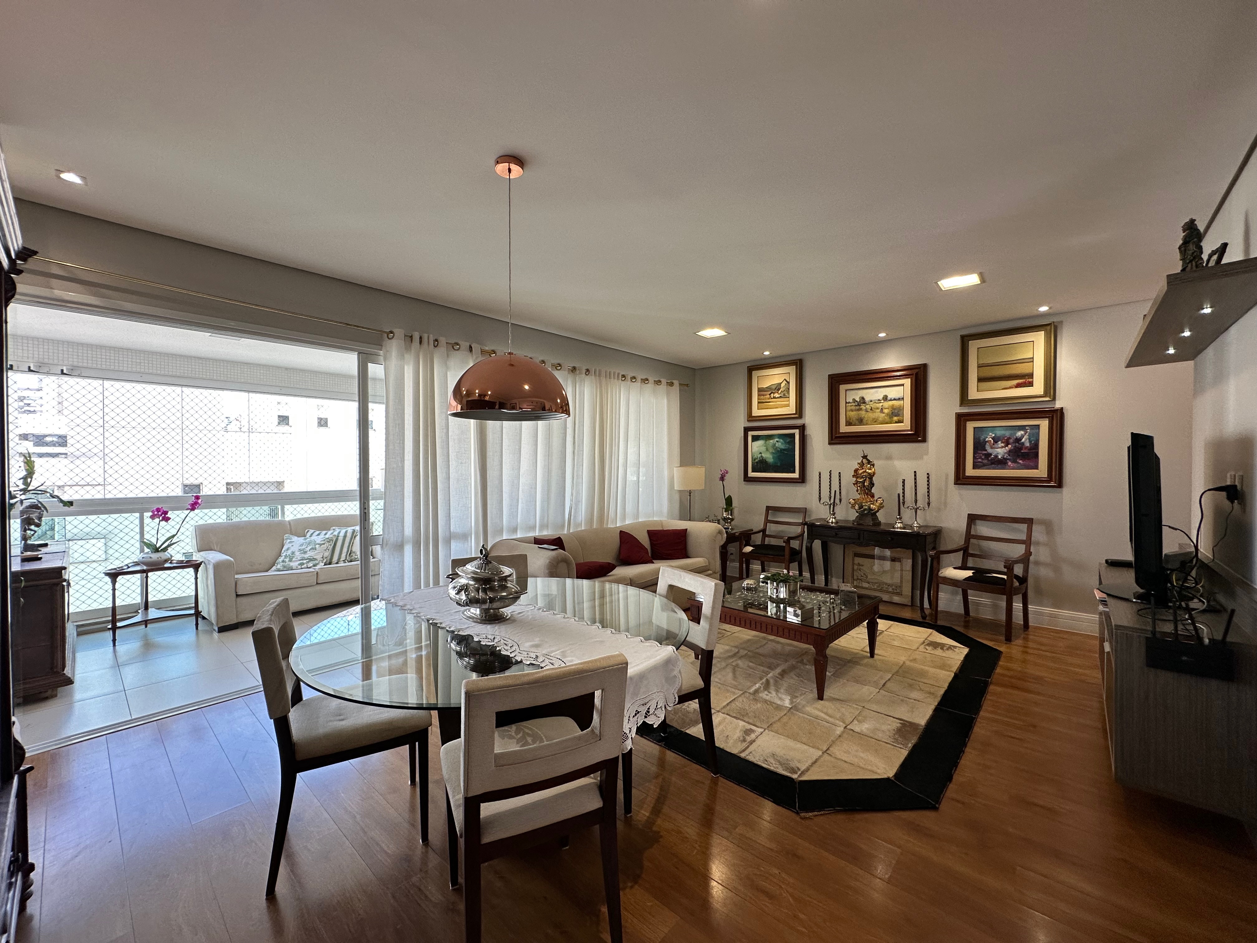 Apartamento, 3 quartos, 133 m² - Foto 1