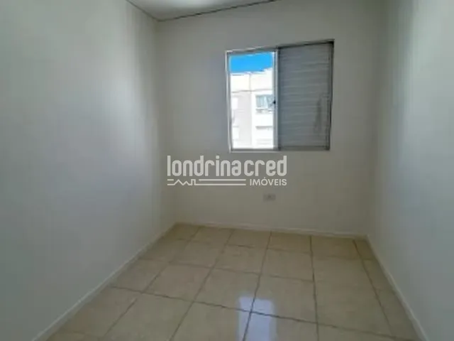 Apartamento 2 quartos e 1 banheiro, à venda, no bairro Portal das Américas em Cambé