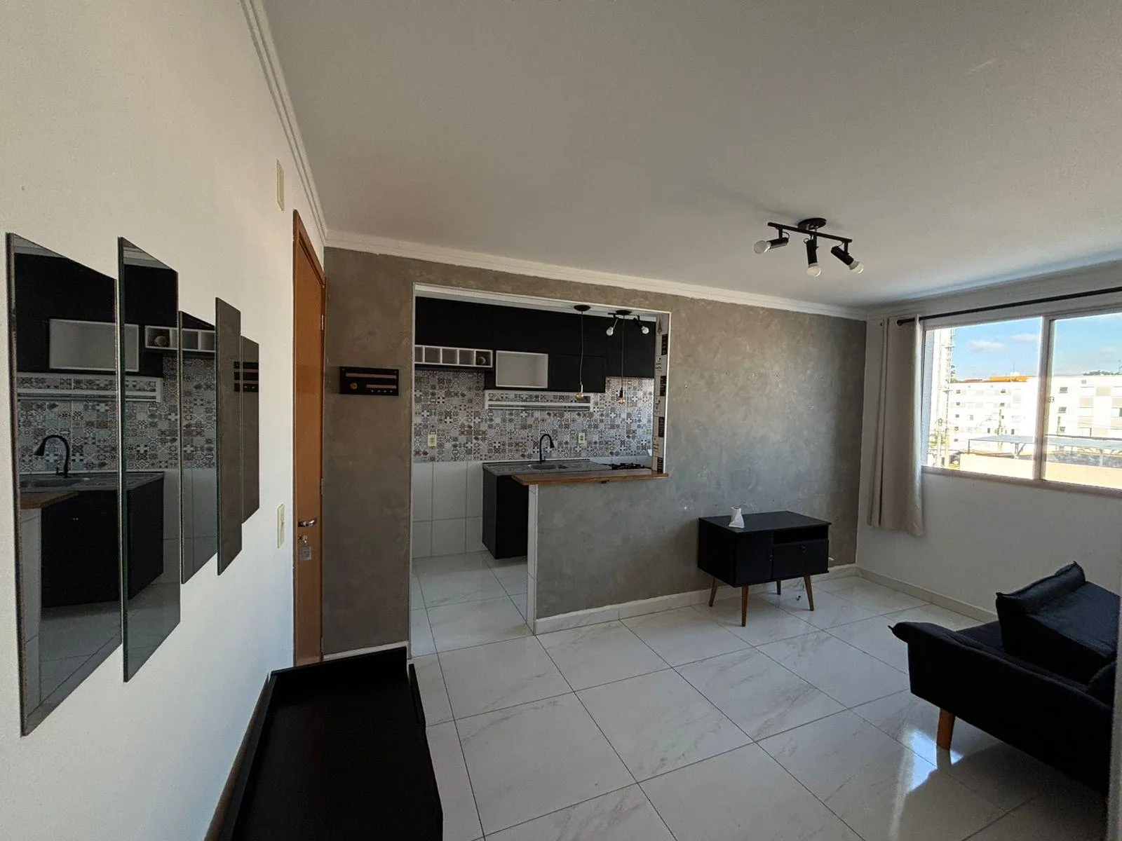 Apartamento R$ 270.000,00  | Jardim Ismênia - Sjc/SP