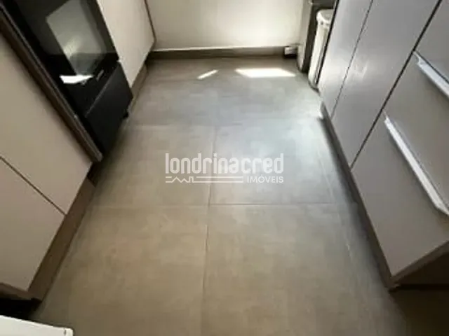 Apartamento 2 quartos e 1 banheiro, à venda, no bairro SPAZIO LA TRAVIATA em Londrina