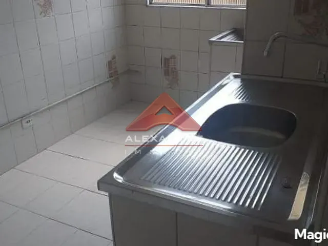 Apartamento 2 quartos e 1 banheiro, à venda, no bairro Vila Industrial em São José dos Campos