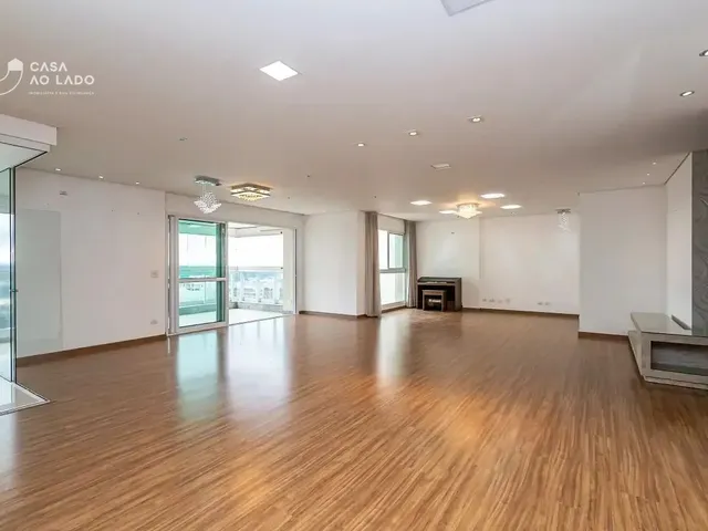 Apartamento 3 quartos e 8 banheiros, à venda, no bairro Mossunguê em Curitiba