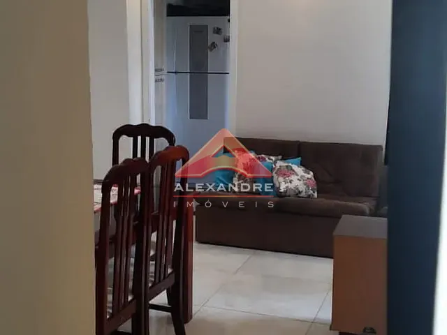Apartamento 2 quartos e 1 banheiro, à venda, no bairro Jardim Oriente em São José dos Campos
