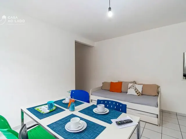 Apartamento 1 quarto e 1 banheiro, para alugar, no bairro Cajuru  em Curitiba