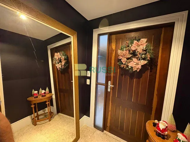 Apartamento com 240m² 4 quartos e 2 banheiros, à venda, no bairro Jardim das Colinas em São José dos Campos
