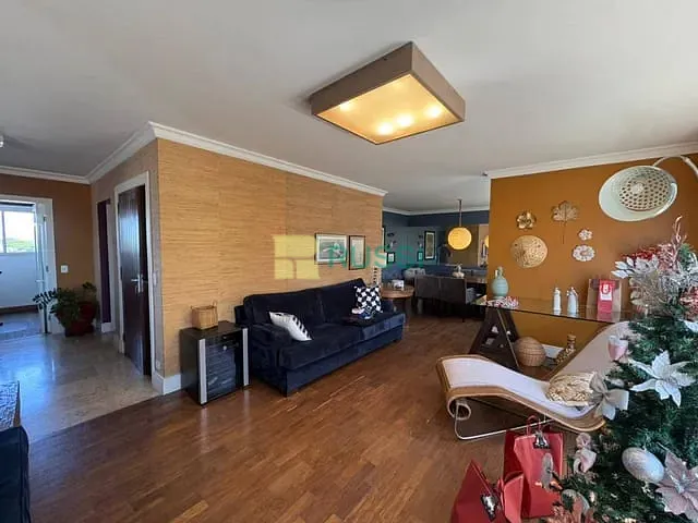 Apartamento com 240m² 4 quartos e 2 banheiros, à venda, no bairro Jardim das Colinas em São José dos Campos