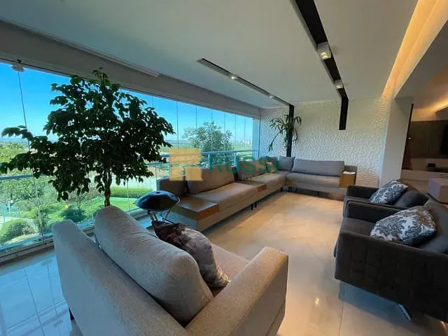 Apartamento 4 quartos e 5 banheiros, à venda, no bairro Jardim das Colinas em São José dos Campos