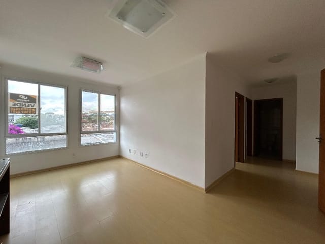 Apartamento com 72m² 2 quartos e 1 banheiro, à venda, no bairro Centro em Pelotas