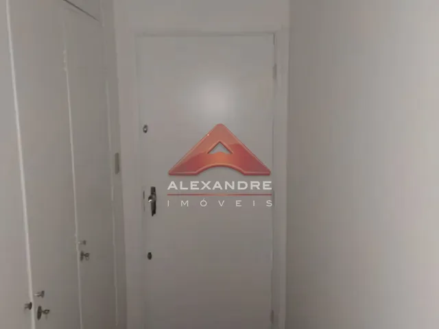 Apartamento 1 quarto e 1 banheiro, à venda, no bairro Centro em São José dos Campos