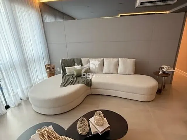 Apartamento com 234m² 4 quartos e 3 banheiros, à venda, no bairro Centro em Balneário Camboriú