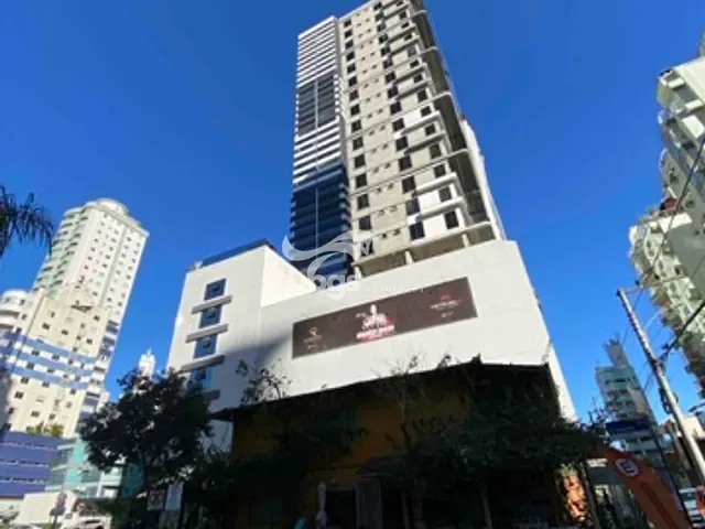 Apartamento com 275m² 3 quartos e 4 banheiros, à venda, no bairro Barra Sul em Balneário Camboriú