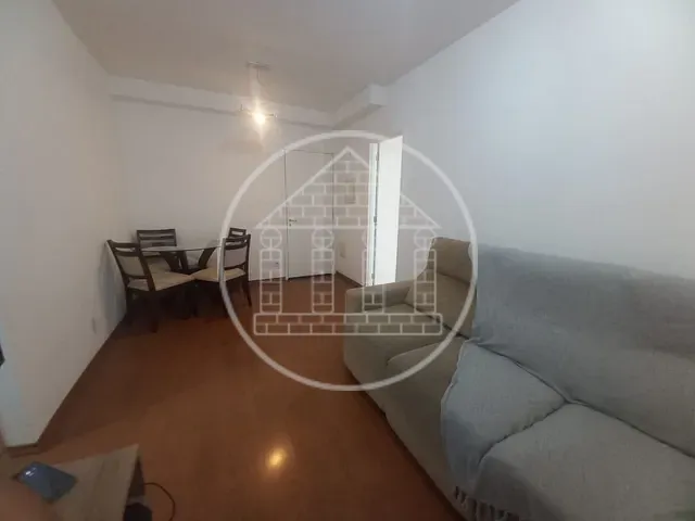 Apartamento 2 quartos e 2 banheiros, à venda, no bairro Interlagos em São Paulo