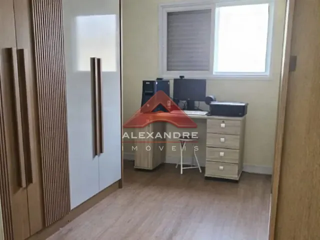 Apartamento 2 quartos e 1 banheiro, à venda, no bairro Parque Industrial em São José dos Campos